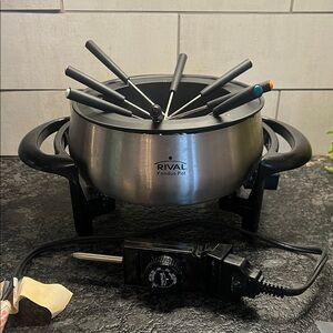 Rival Stainless Steel and Teflon Fondue Pot with Multi-Colored Forks.